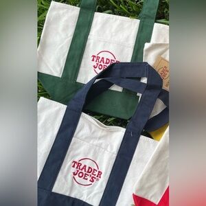Trader Joe’s Mini Tote Bag Set – Full xmas Color Collection (green/blue)